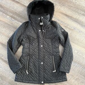 Calvin Klein Women's Quilted Chevron Black Hooded Jacket S